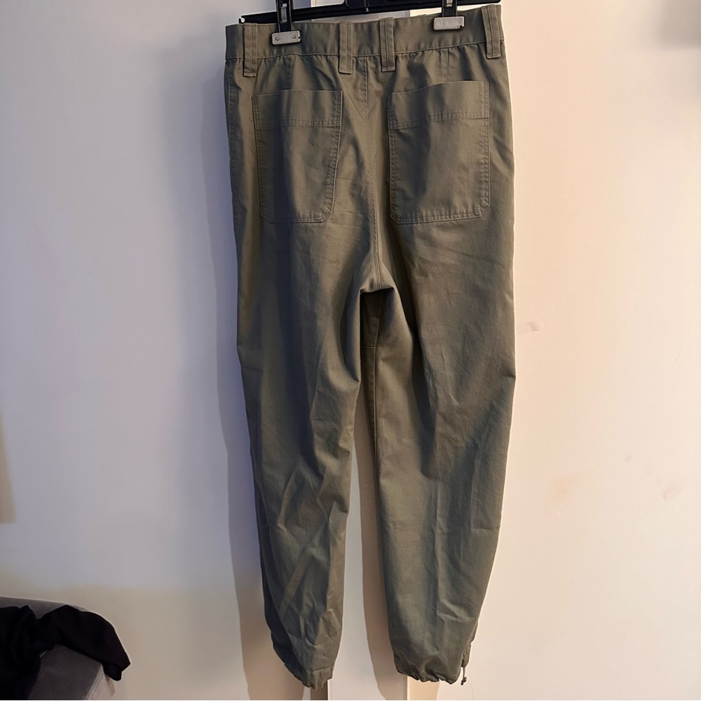 UNIQLO U Pleated Jogger Pants  army green sz 8 - Picture 6 of 11
